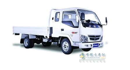 金杯汽車資產(chǎn)負(fù)債率超90% 政府輸血能否持續(xù)驅(qū)動(dòng)貨車銷售扭虧？